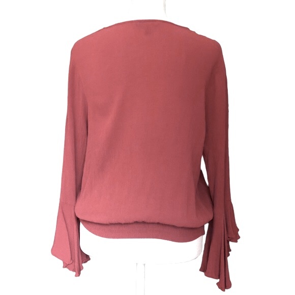 Express Rayon Bell Sleeve Scoop Neck Elastic Waist Blouse Crochet Detail Sz. Sm - Picture 8 of 15